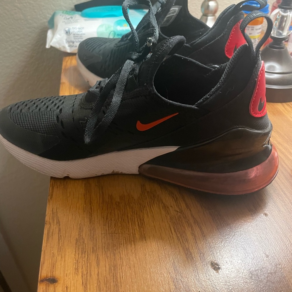 Nike Air Max 270